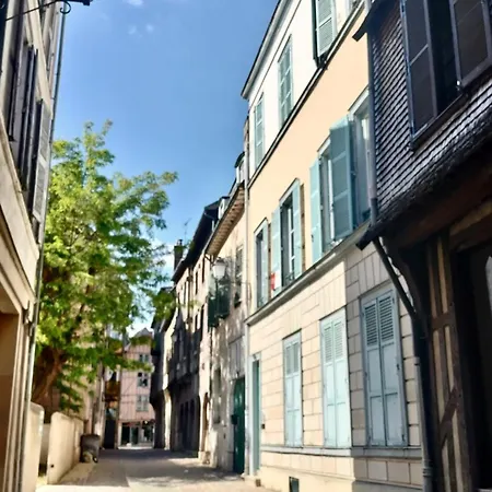 Coeur De Et Parking Souterrain Privatif A 50m Apartment